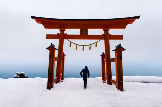 日本鹤之汤温泉-照片版权归Steve-McCurry与江诗丹顿所有-(2)