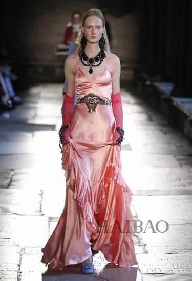 ų (Gucci) 2017紺ȼϵʱװ