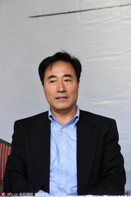 杨立新