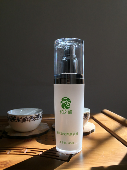 淡化色斑重获透亮素颜 和之韵淡斑护肤方案|和