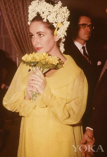 1964: Elizabeth Taylor