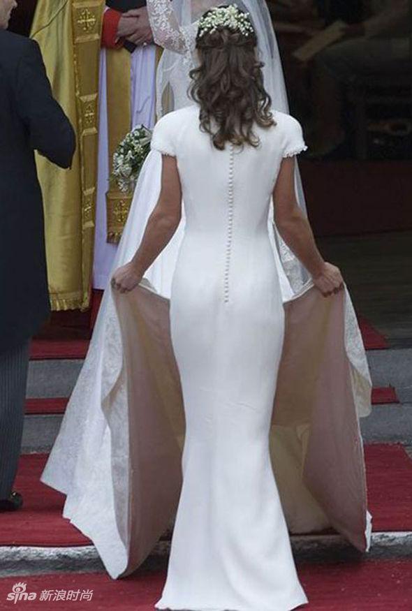 Pippa-Middleton-s-bum-at-the-royal-wedding-232238