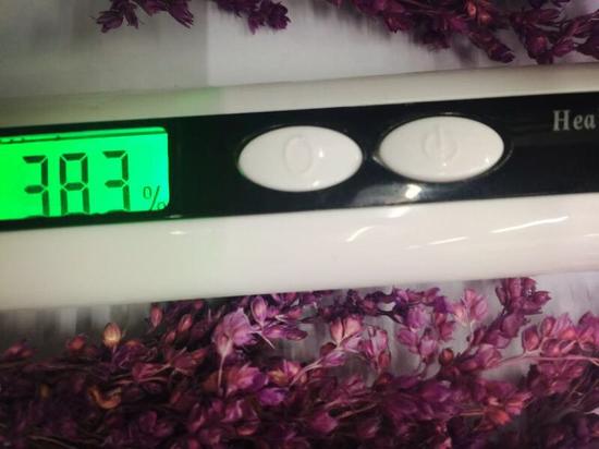 使用前肌肤测试保湿数值
