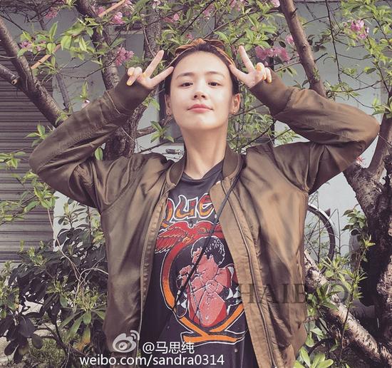 马思纯“衣Q”飙升 私服清爽街拍利落 风格偶像 图9