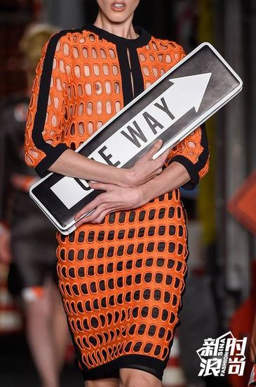 Moschino·ϰ