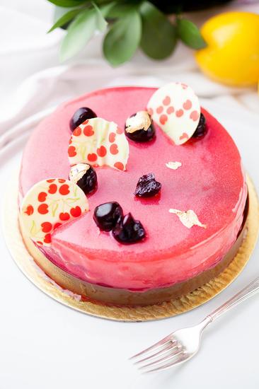 樱桃酸奶蛋糕