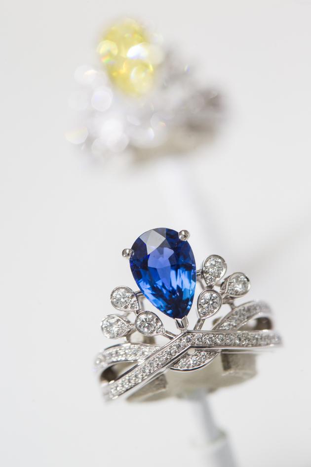 CHAUMET Josephine 加冕·爱 鹭羽·冠冕 戒指