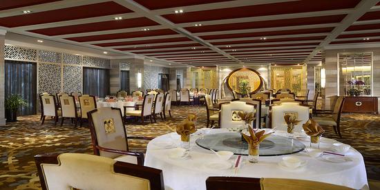 蒙古族风情婚礼——特供内蒙古文化套餐的鄂尔多斯皇冠假日酒店