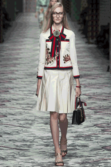 Gucci㳡