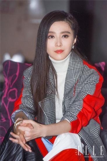 挑战高领毛衣你选对发型没