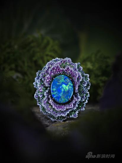 萧邦Fleursd’Opales系列指环
