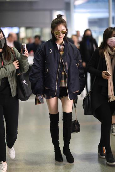 江疏影机场街拍