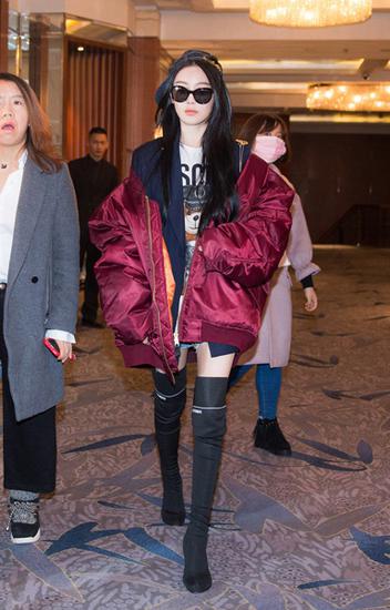 张馨予出席活动