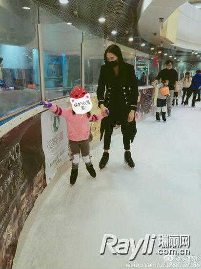 关晓彤
