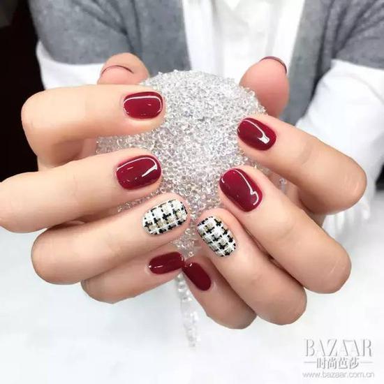 新年迎好运 就从红色系美甲开始吧|指甲油|美甲