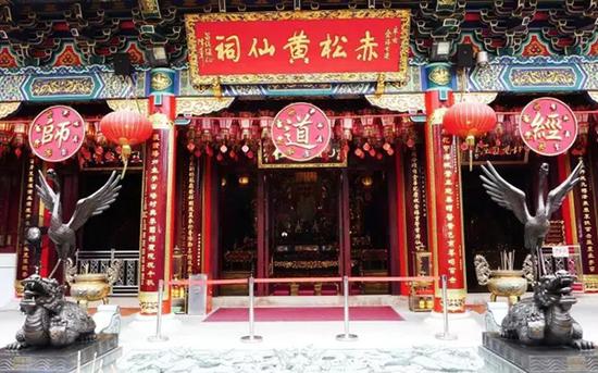 黄大仙祠 春节香火最旺