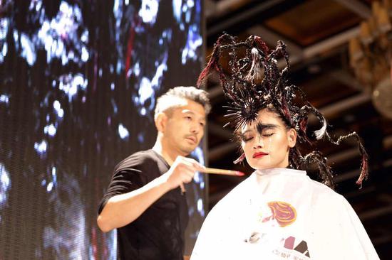 全能艺人宋茜携手亚洲沙龙品质美发品牌丝蕴 再掀亚洲时尚沙龙