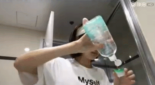 景老师保养教学Step5:清洗眼睛很重要