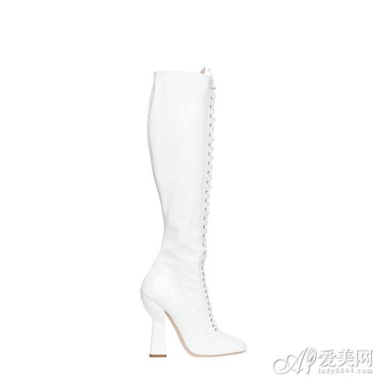 Miu Miu白色长筒靴