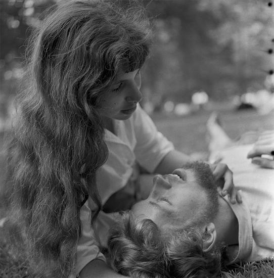 Angel Lust, New York, 1958, photo credit Larry Fink