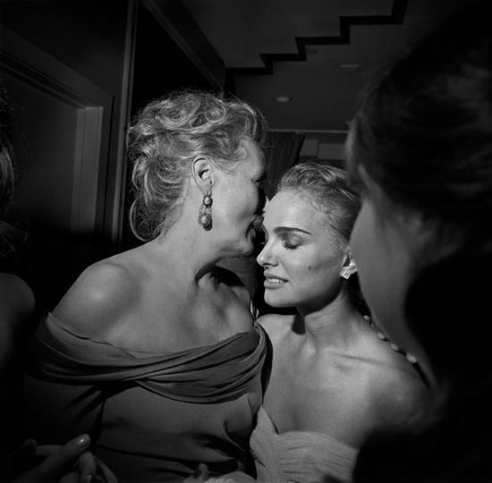 Meryl Streep and Natalie Portman, LA, 02-2009, photo credit Larry Fink