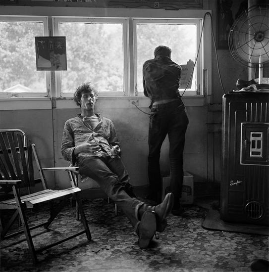 Angels of Death, Missouri, 1958, photo credit Larry Fink