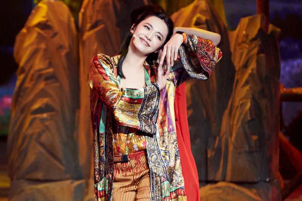 苏亚雷斯与埃弗拉-乐鱼app(leyu)官方网站-乐鱼官网