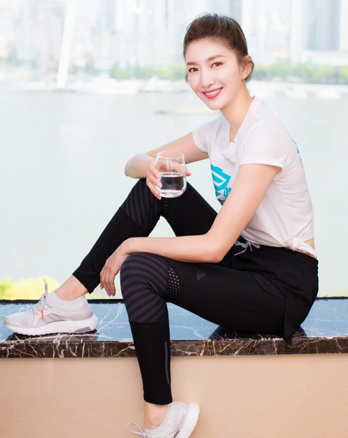 江疏影(图片来源:江疏影 新浪微博)