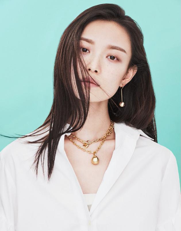 蒂芙尼中国区品牌形象大使倪妮佩戴全新Tiffany HardWear?系列珠宝