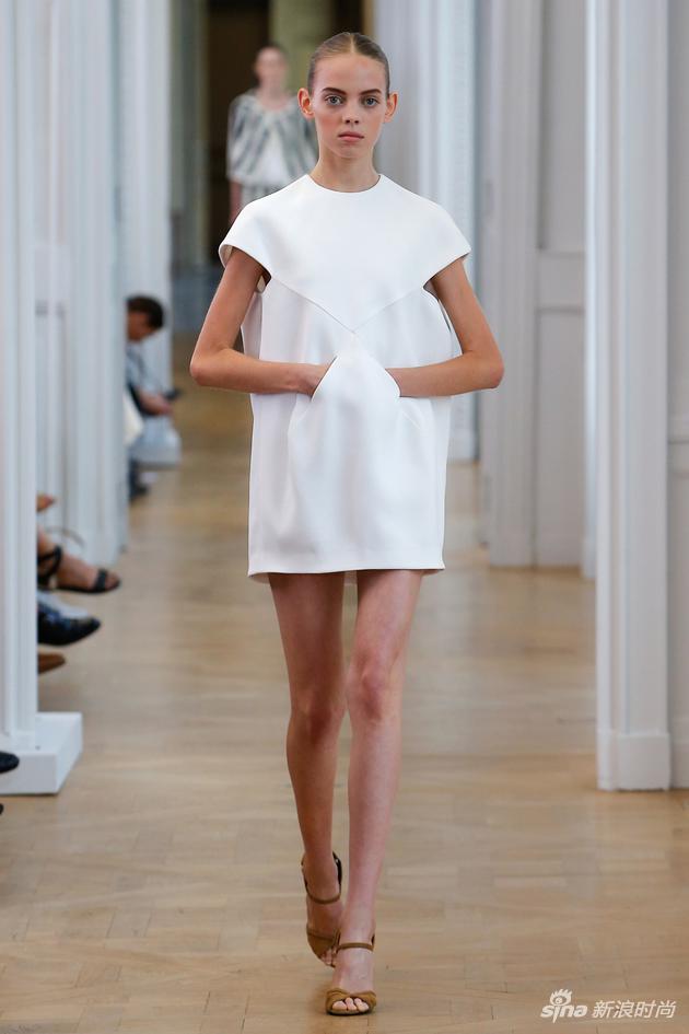 COURREGES