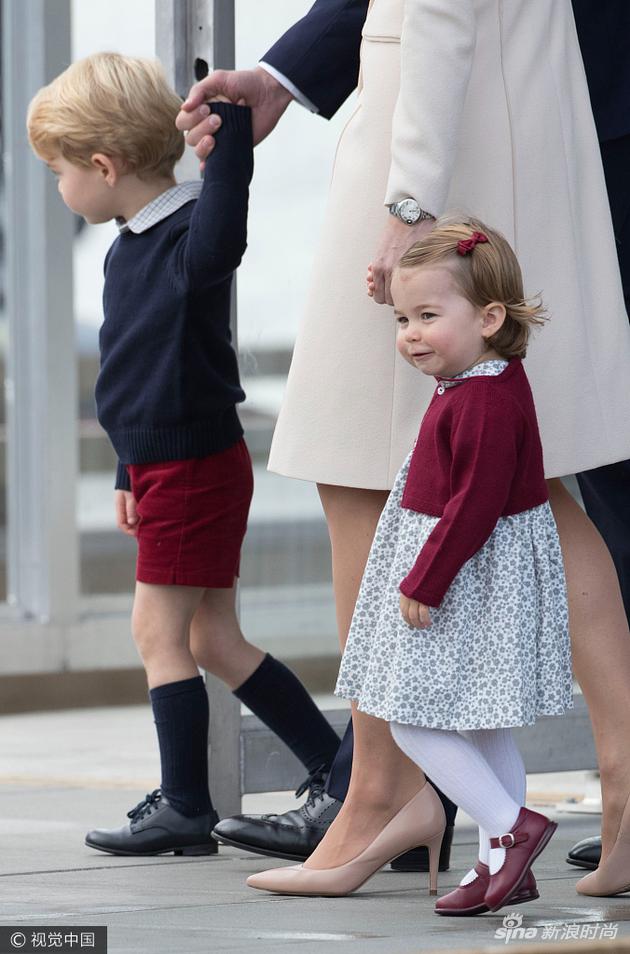 乔治小王子和妹妹夏洛特小公主