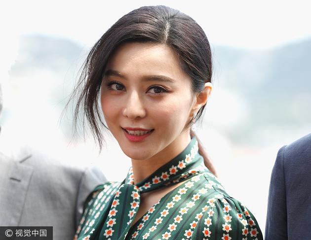 戛纳电影节的华人红毯系列 范爷11套造型收官春春贡献T台首秀 服饰潮流 图15
