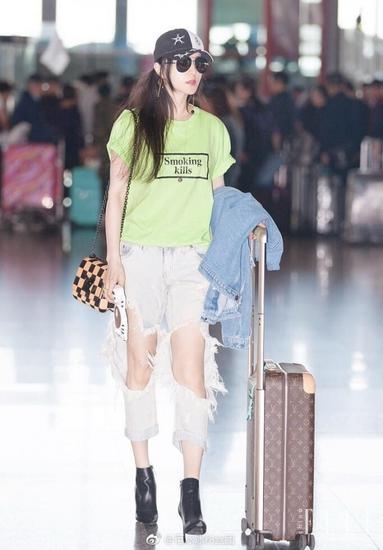 休瞎钠鹪的机场style