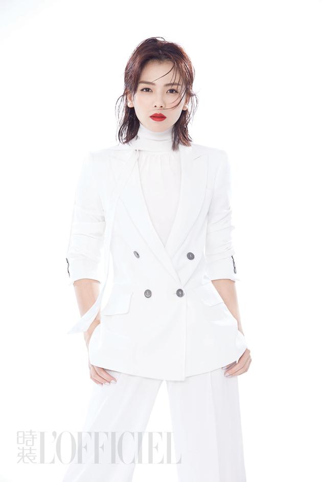 刘涛登封面飒爽红唇 演绎都会摩登新女性（2）
