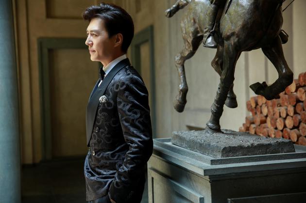 ಻찵װ̬Ralph Lauren Purple Label 2018ϵλֳ