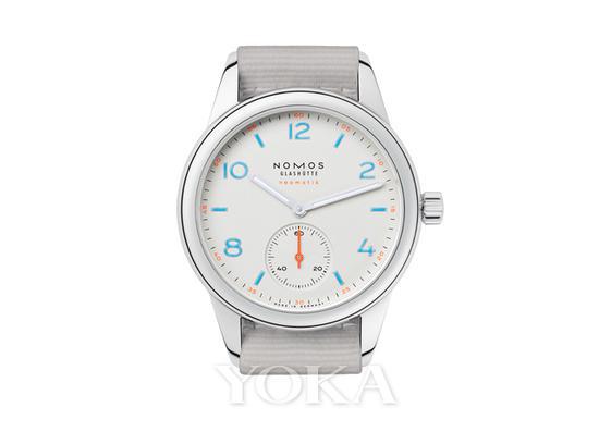 nomos club neomatik