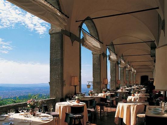 Belmond Villa San Michele别墅餐厅 图片来源自Condé Nast Traveler