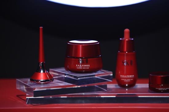 SK-II磁力微振导入仪与SK-II微肌因系列产品展示