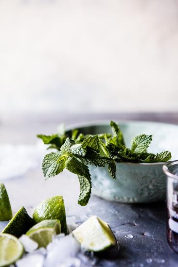 红茶毛吉托鸡尾酒 图片来源自pinterest.com