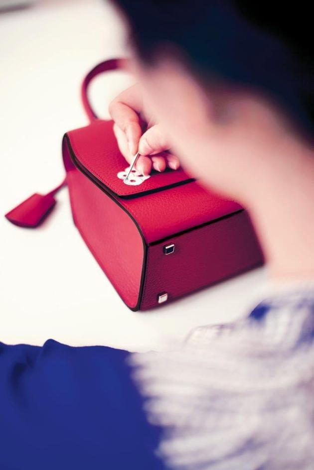 摩奈MOYNAT