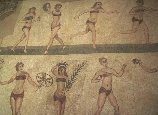 公元四世纪——有记载的最早“泳衣”