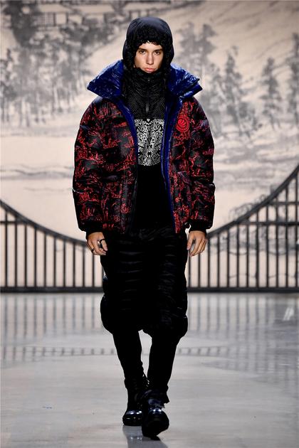 波司登纽约时装周集齐半个时尚圈 这么酷炫的