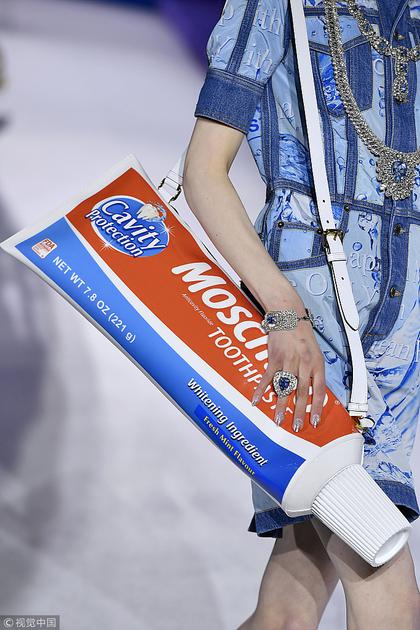 Moschino