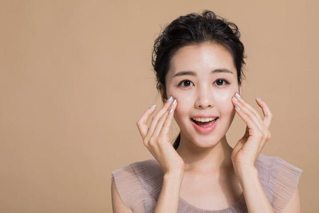 图片来源:COSMOPOLIAN