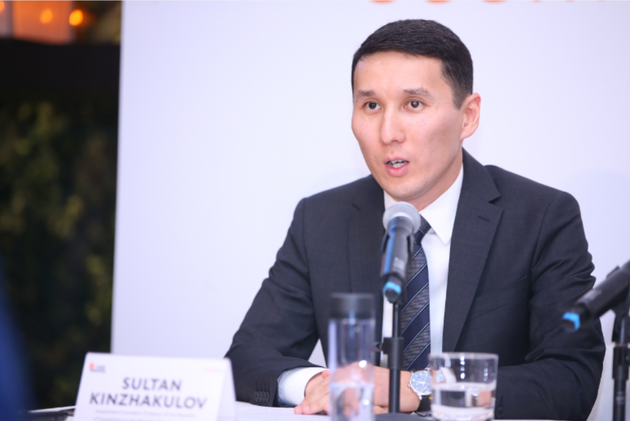 哈萨克斯坦共和国驻华大使馆投资顾问苏尔坦加利·金扎库洛夫（Sultangali Kinzhakulov）