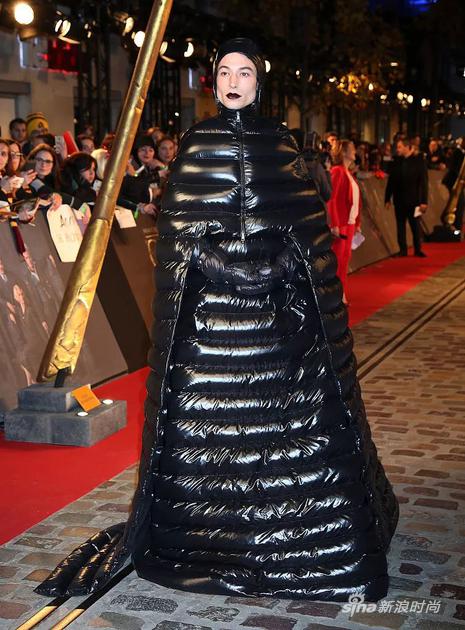 Ezra Miller in 巴黎首映礼
