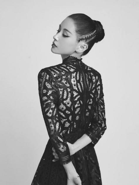 魔都看展指南 高颜值红毯和275件高订礼服让你一次看过瘾插图(7) 魔都看展指南 高颜值红毯和275件高订礼服让你一次看过瘾