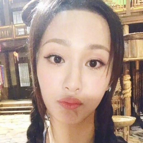杨紫自拍