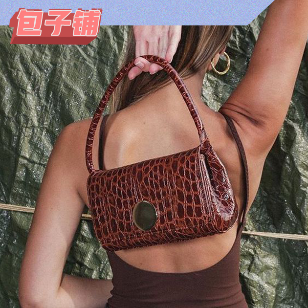 当下最火的“腋下包”到底有多时髦 Little Liffner腋下包