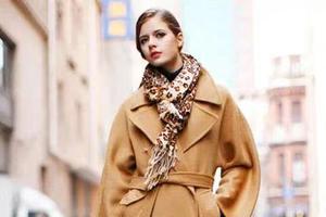 如果您想在冬天远离膨胀，则必须先穿一件系带外套|外套|服装|时尚_Sina Fashion_Sina.com